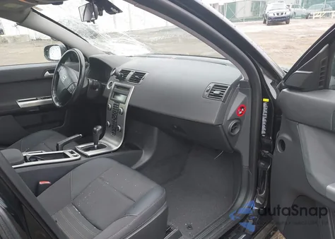 2009 Volvo S40 2.4I from USA, damaged, VIN YV1MS390092455913